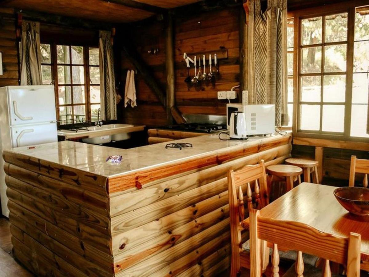 Stoneyhall Farm Accommodation Underberg Buitenkant foto